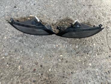 Maglenka leva i desna za Smart ForFour od 2004. do 2015. god.