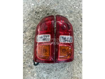 Stop svetlo levo i desno lampa za Toyota RAV 4 od 2003. do 2005. god.