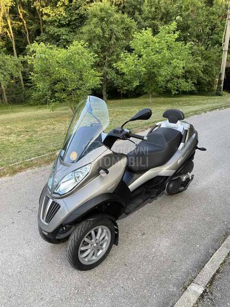 Piaggio mp3 400 lt