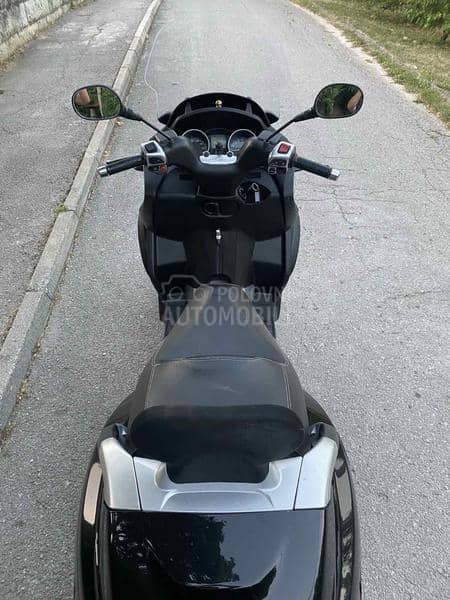 Piaggio mp3 400 LT