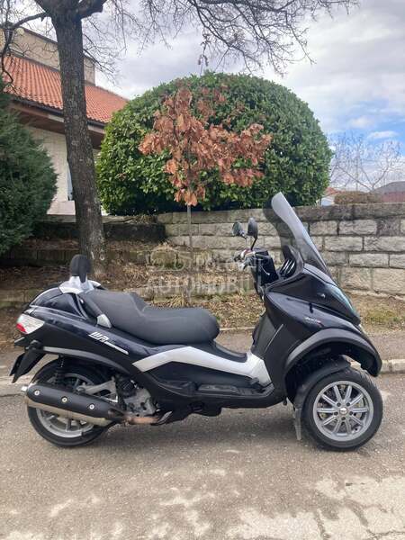 Piaggio mp3 400 LT