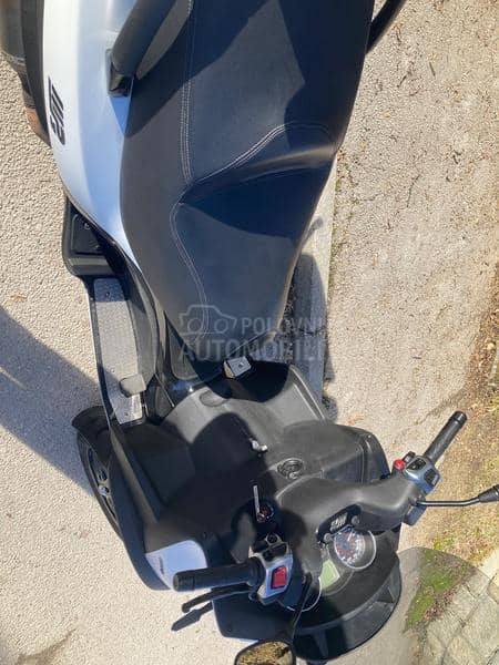 Piaggio mp3 500 lt