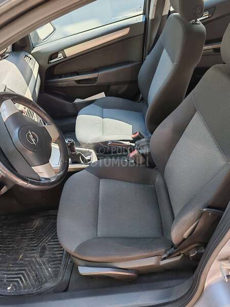 Opel Astra H Twinport