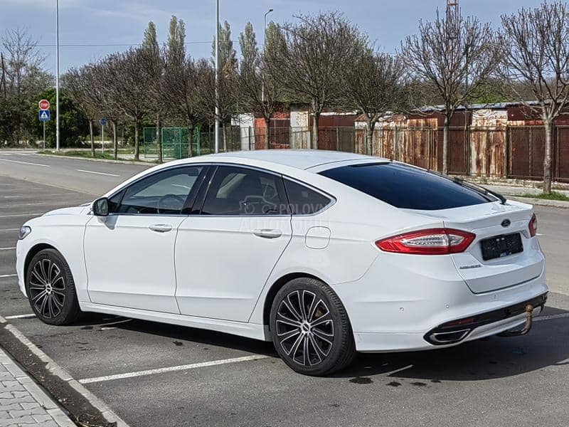 Ford Mondeo 2.0 Titanium Vebasto