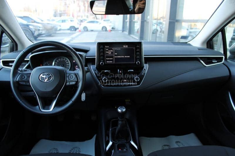 Toyota Corolla 1.5 Luna