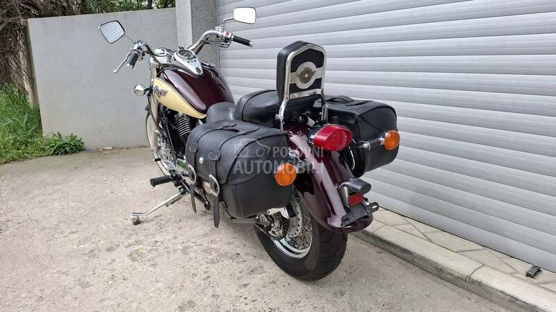 Kawasaki vulcan vn 800 classic