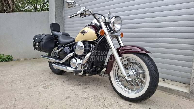 Kawasaki vulcan vn 800 classic