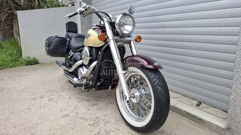 Kawasaki vulcan vn 800 classic