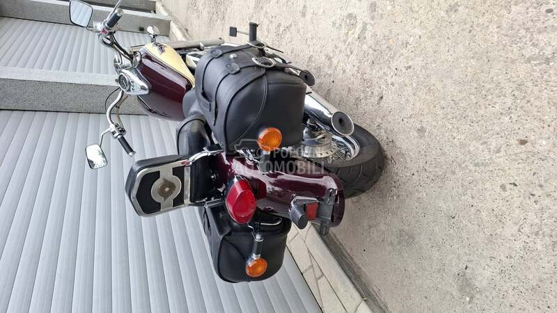 Kawasaki vulcan vn 800 classic