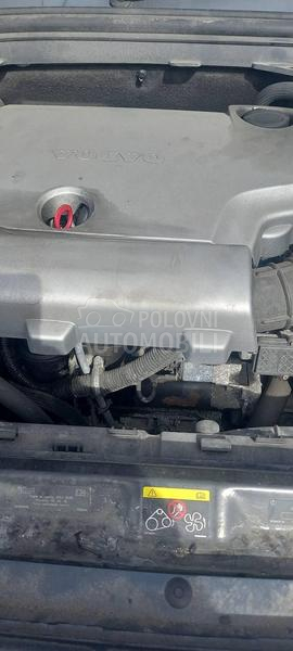 Volvo XC60 2009. god. -  kompletan auto u delovima