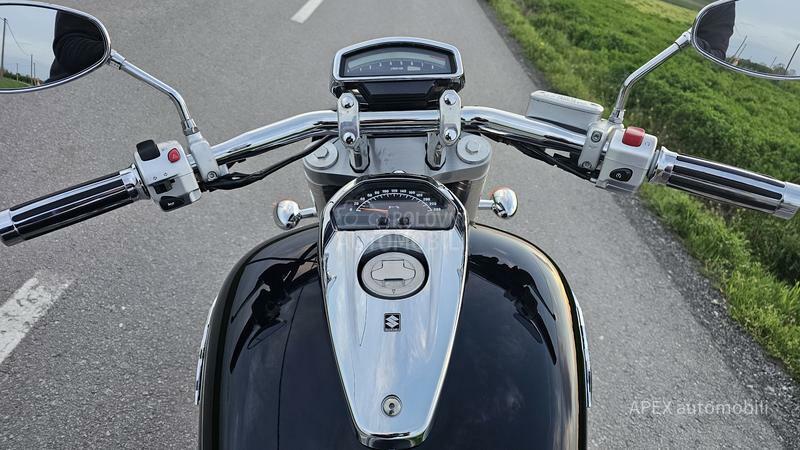 Suzuki VZR M1800R Boulevard