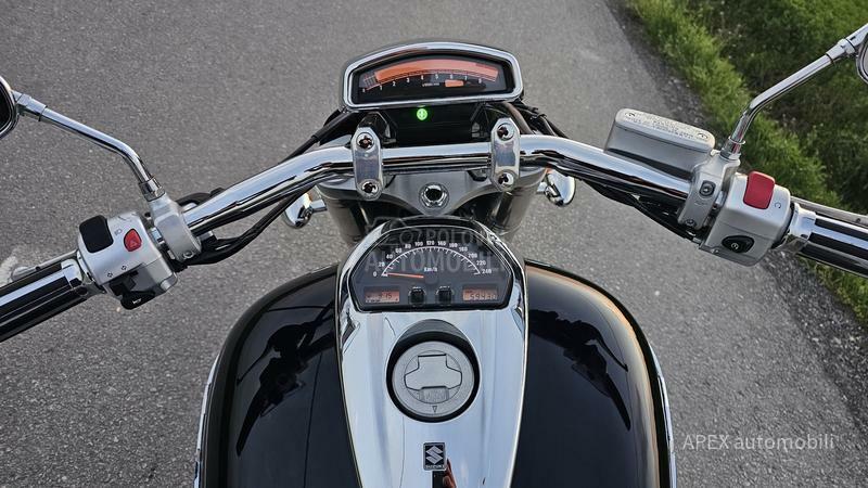 Suzuki VZR M1800R Boulevard