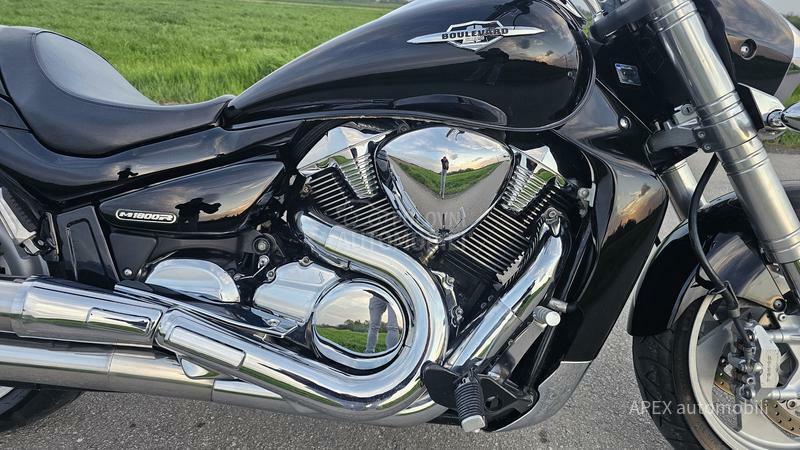 Suzuki VZR M1800R Boulevard