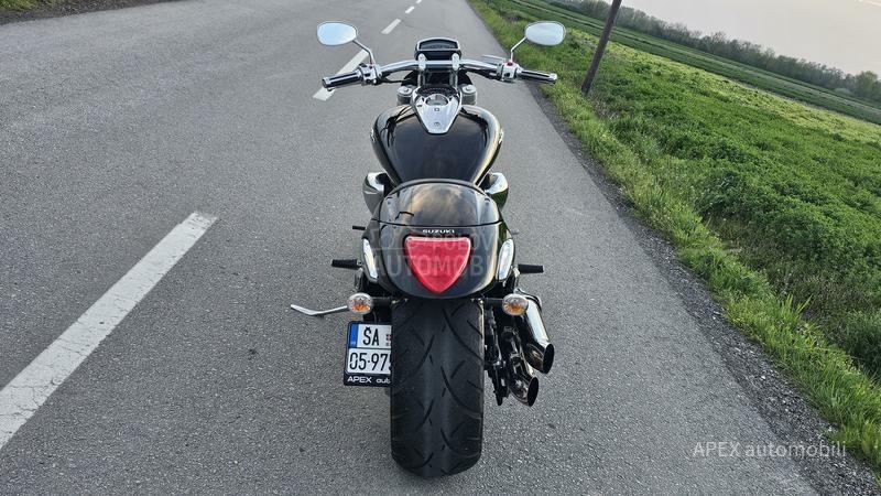Suzuki VZR M1800R Boulevard