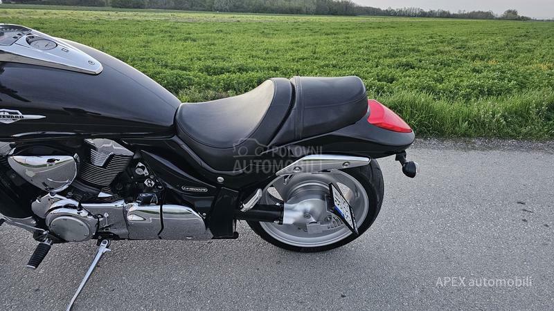 Suzuki VZR M1800R Boulevard