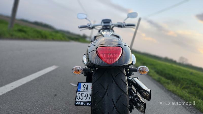 Suzuki VZR M1800R Boulevard