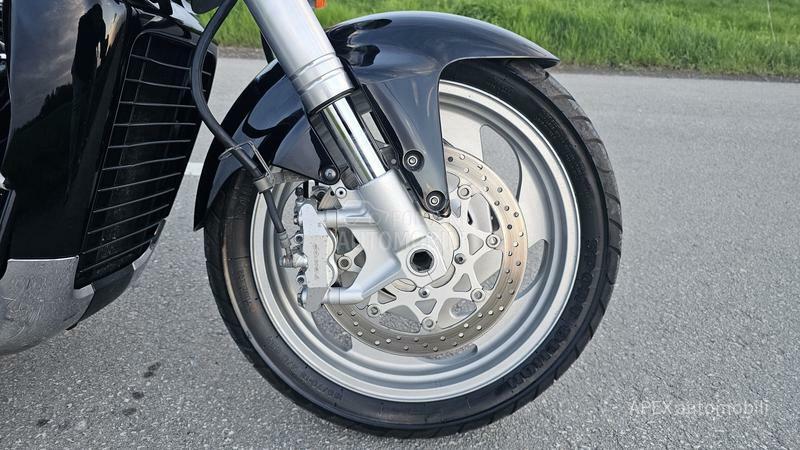 Suzuki VZR M1800R Boulevard