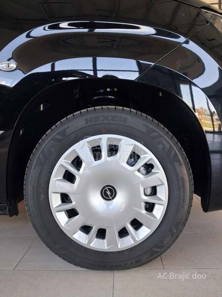 Opel Combo EDITION PLUS N1 1.5 MT6