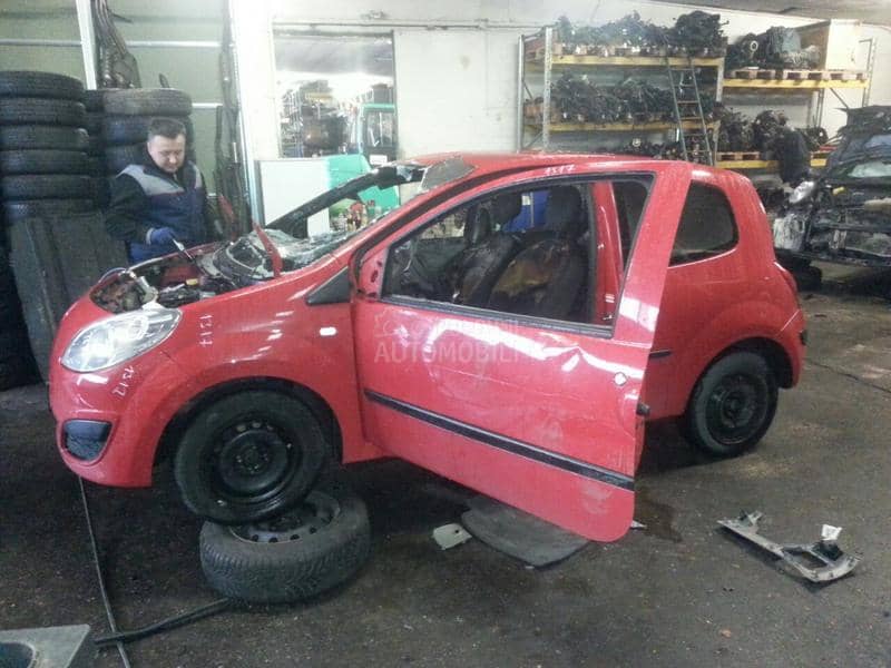 Renault Twingo 2009 -  kompletan auto u delovima