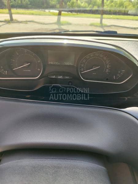 Peugeot 208 1.6 hdi