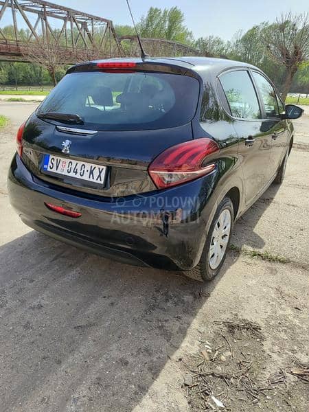 Peugeot 208 1.6 hdi