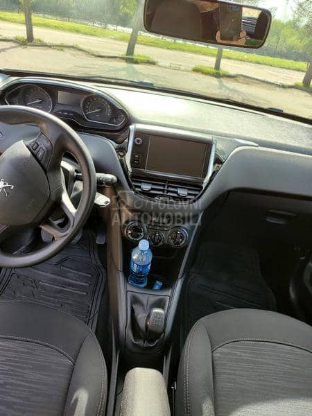 Peugeot 208 1.6 hdi