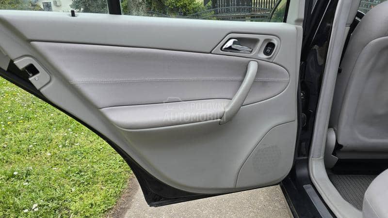 Mercedes Benz C 200 