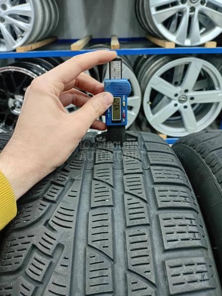 Pirelli 205/60 R16 Zimska