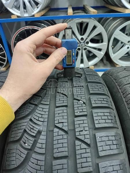 Pirelli 205/60 R16 Zimska