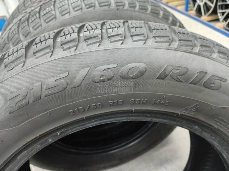 Pirelli 215/60 R16 Zimska