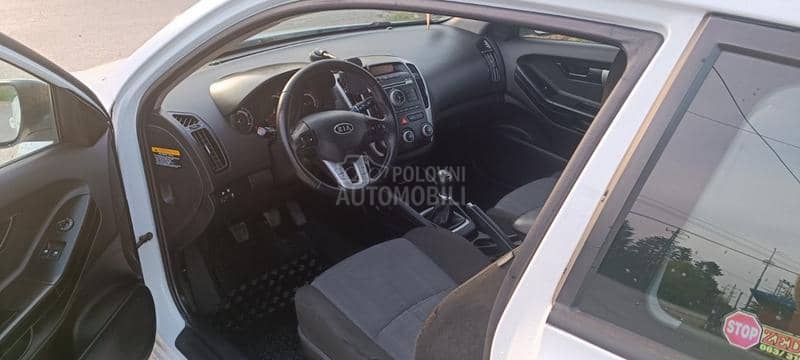 Kia pro_cee`d 