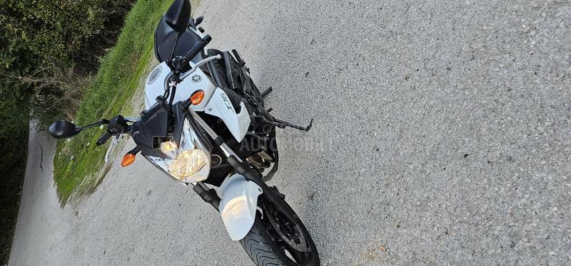 Yamaha XJ6