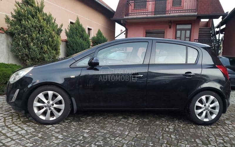 Opel Corsa D 1.3 cdti na.vi 2012