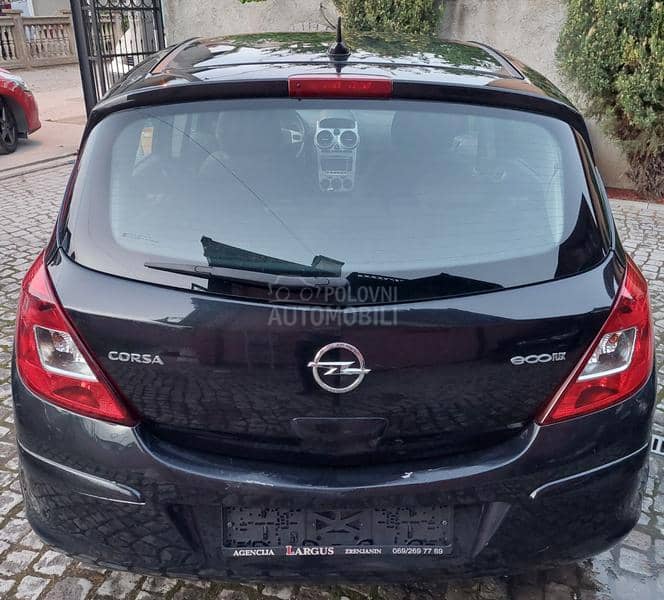 Opel Corsa D 1.3 cdti na.vi 2012