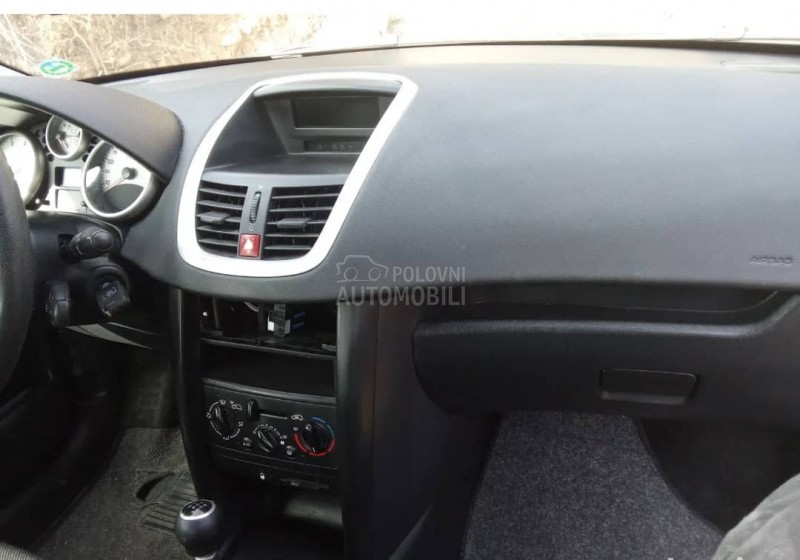 Peugeot 207 1.4b -  kompletan auto u delovima