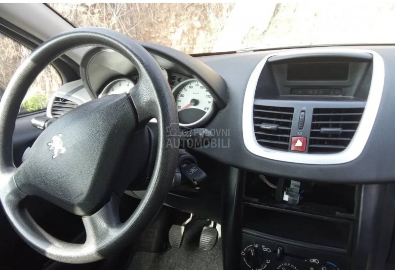 Peugeot 207 1.4b -  kompletan auto u delovima