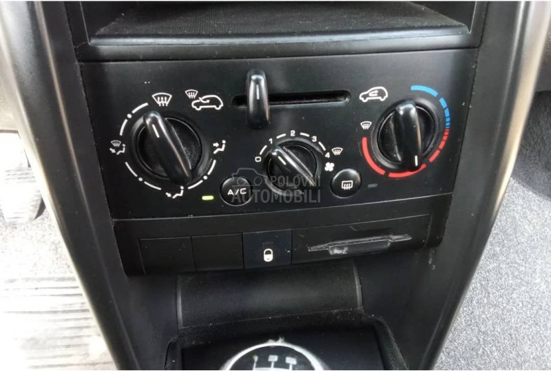 Peugeot 207 1.4b -  kompletan auto u delovima