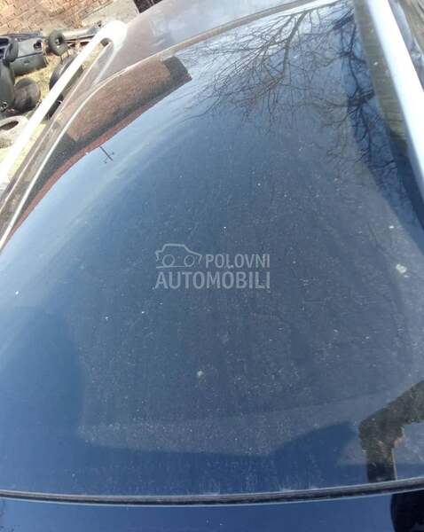 Peugeot 307 1.6hdi -  kompletan auto u delovima