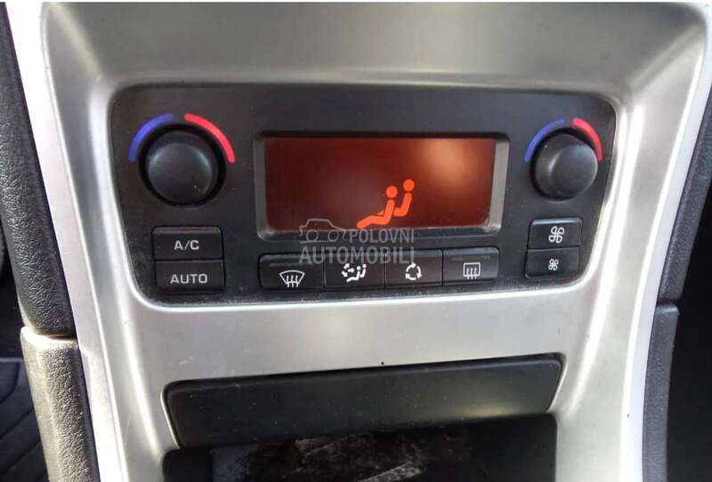 Peugeot 307 1.6hdi -  kompletan auto u delovima