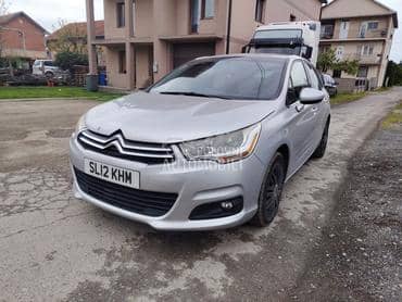 Citroen C4 2013. god. -  kompletan auto u delovima