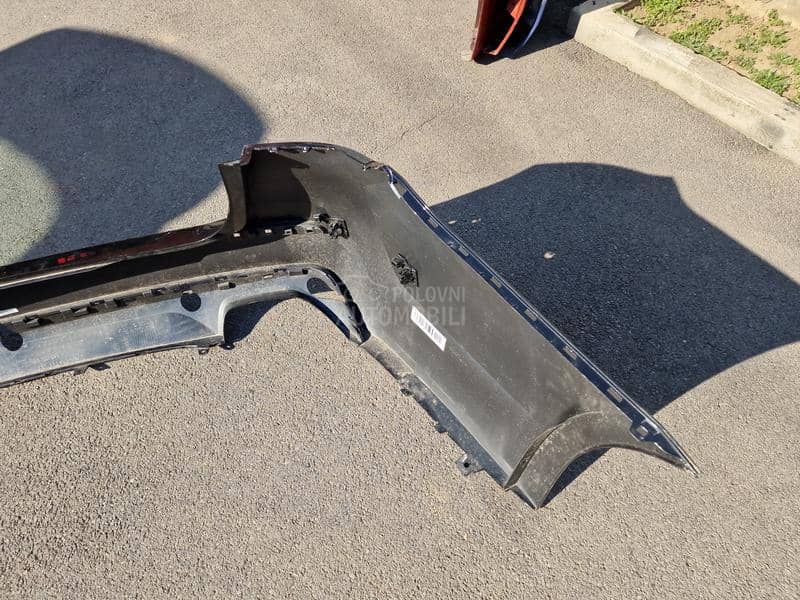 Branik zadnji G31 LCI