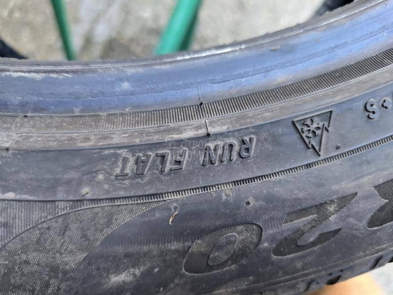 Pirelli 305/40 R20 Zimska