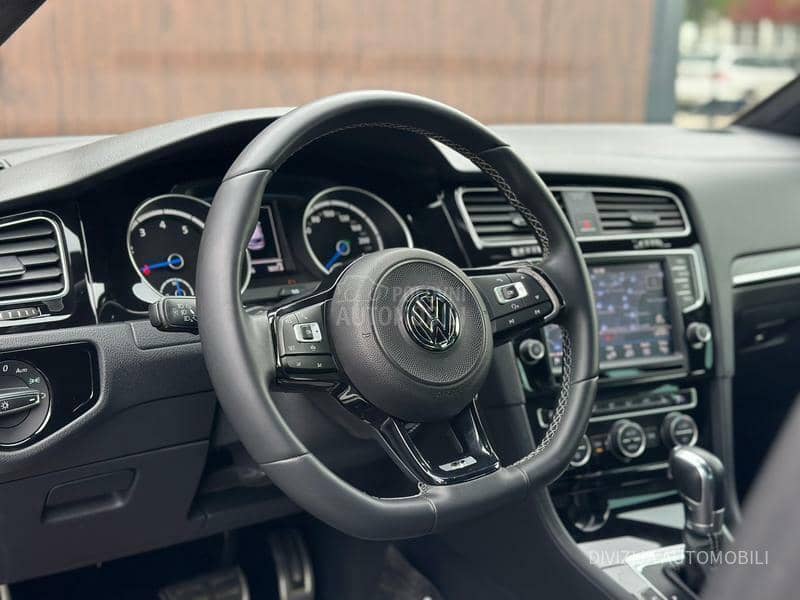 Volkswagen Golf 7 3xR/4x4/Kamera/ACC