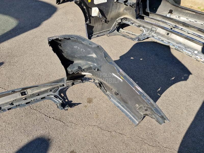 Zadnji branik G05 M paket