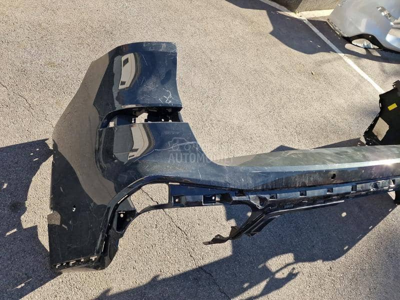 Zadnji branik G05 M paket