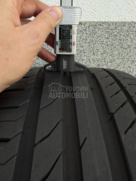 Continental 215/45 R17 Letnja