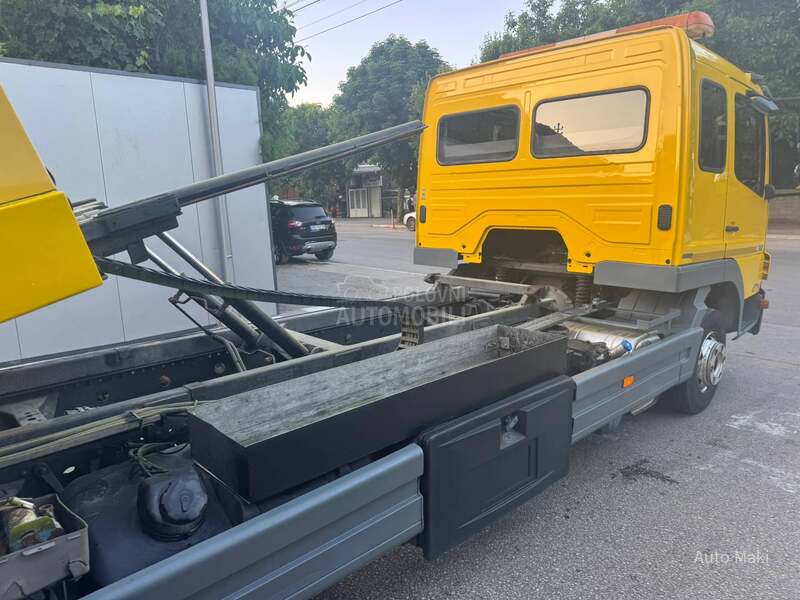 Mercedes Benz Atego 822