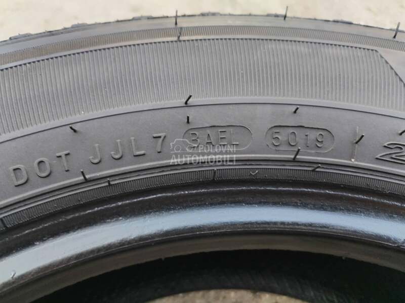 Nexen 215/65 R16 Letnja