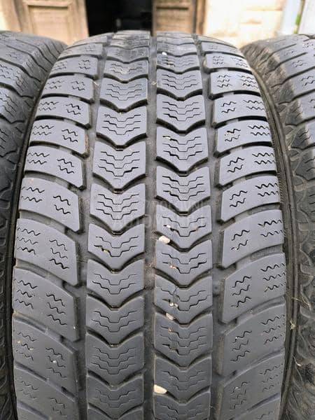 Semperit 215/65 R16 Zimska
