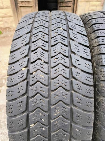 Semperit 215/65 R16 Zimska